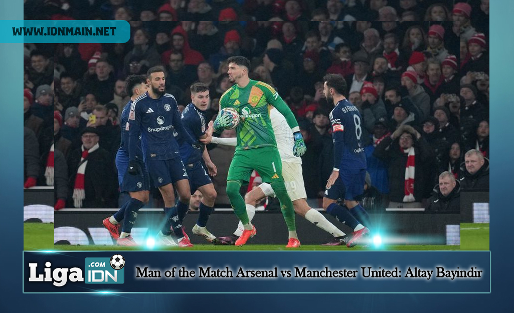 Man of the Match Arsenal vs Manchester United: Altay Bayindir